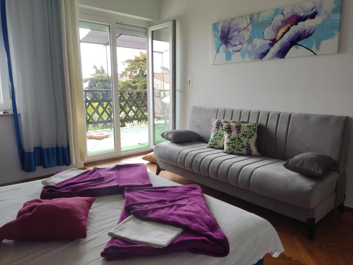 Apartment Teresa With Big Terrace Dramalj Crikvenica Exterior foto